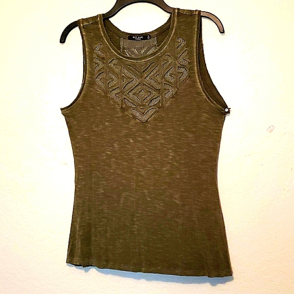 Max Jeans Cutwork over mesh Yoke on front/back tank top shirt olive green